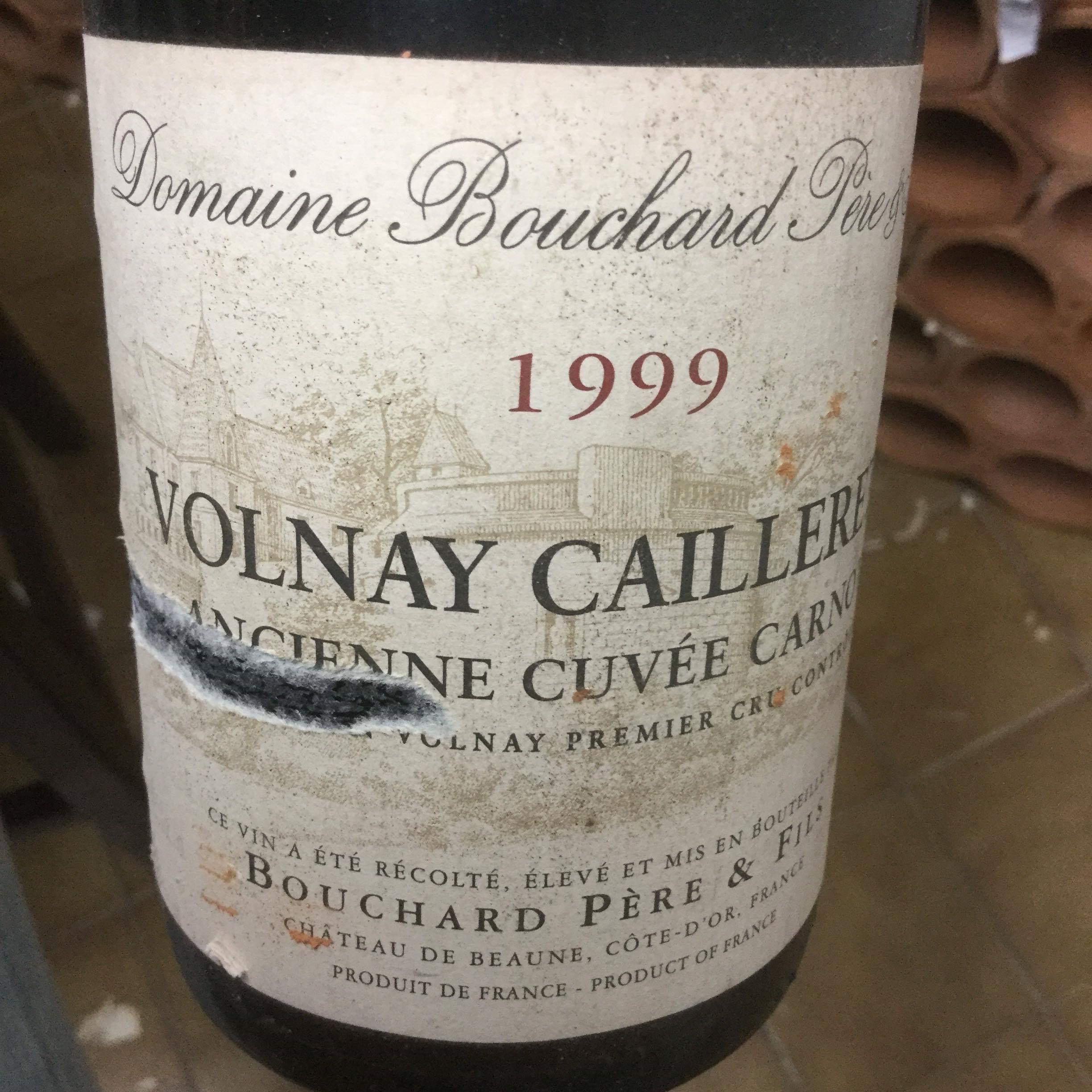 Volnay Cailllere, Domaine Bouchard Premeir Cru